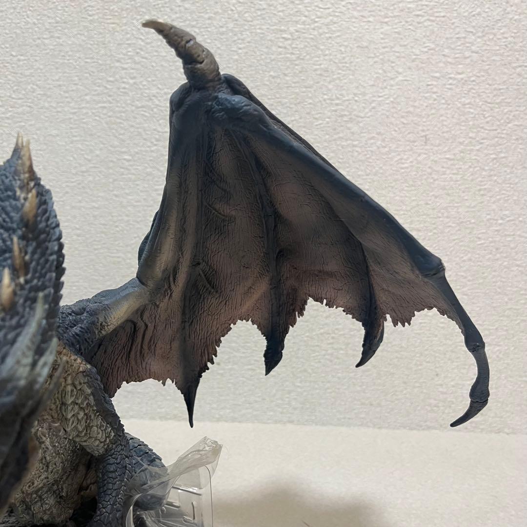 黒龍ミラボレアス カプコンフィギュアビルダー クリエイターズモデル CFB