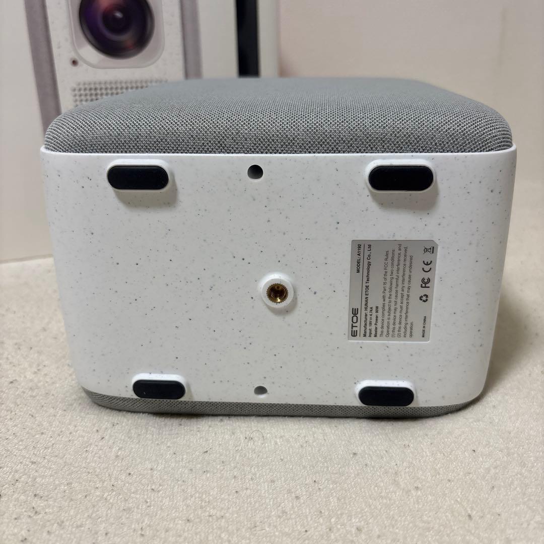 ETOE A1192 powered by pokitter プロジェクター